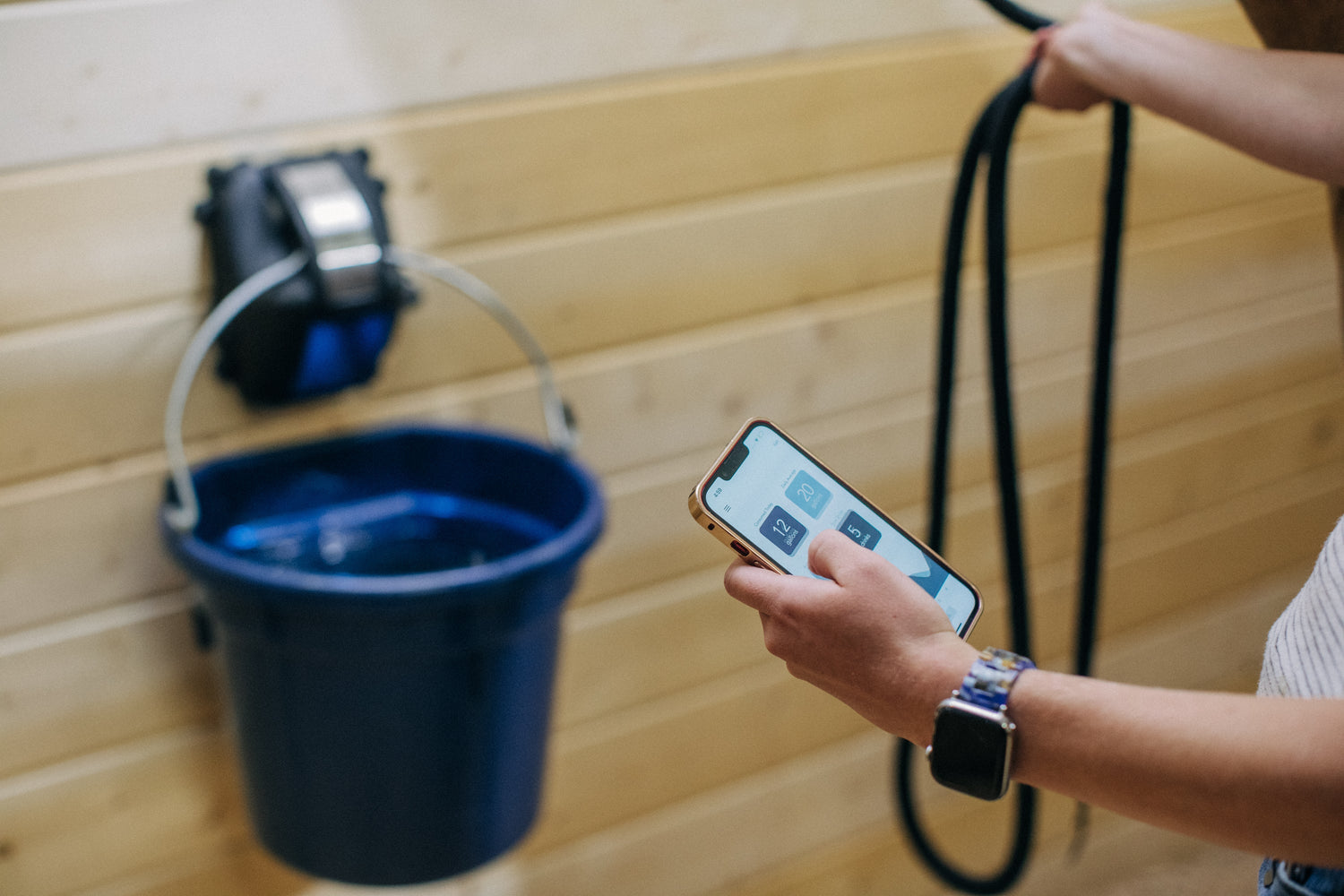 Connecting Your Cascada Automatic Waterer to the Hydration Tracking App
